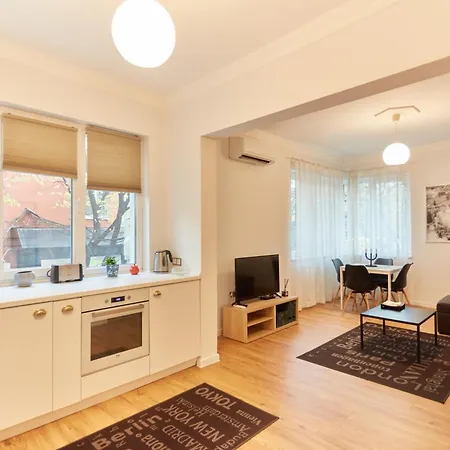 Vitosha Blvd Apt Steps From Ndk Appartement